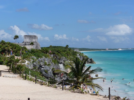 Yucatán - Strand und Pyramiden